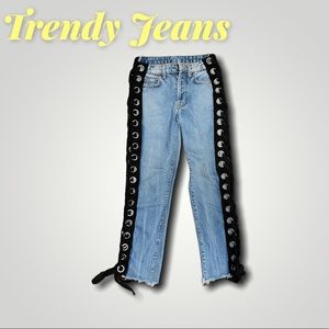 Trendy Carmar Jeans with Black Side Detail